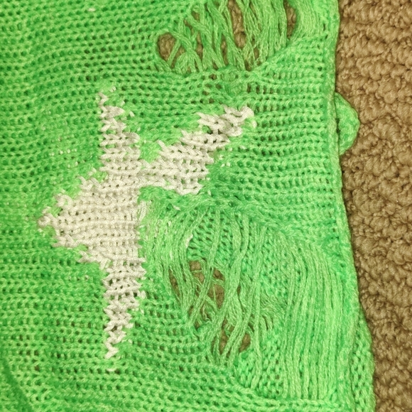 Ladies Star Distressed Sweater S - Picture 3 of 3